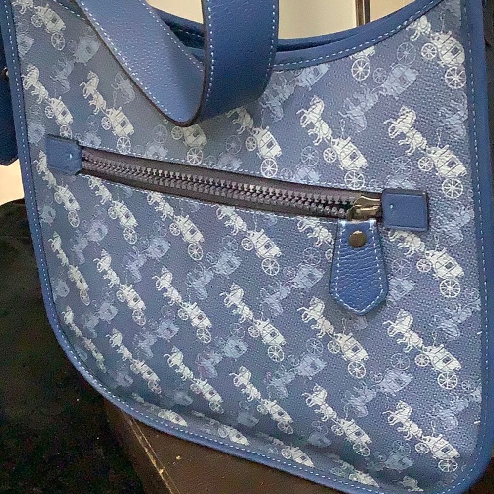 Brand New Blue Coach Emery Crossbody W/ Horse And Carriage Print (MSRP $395) - Picture 4 of 7